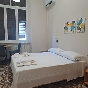 Camera standard con letto king size